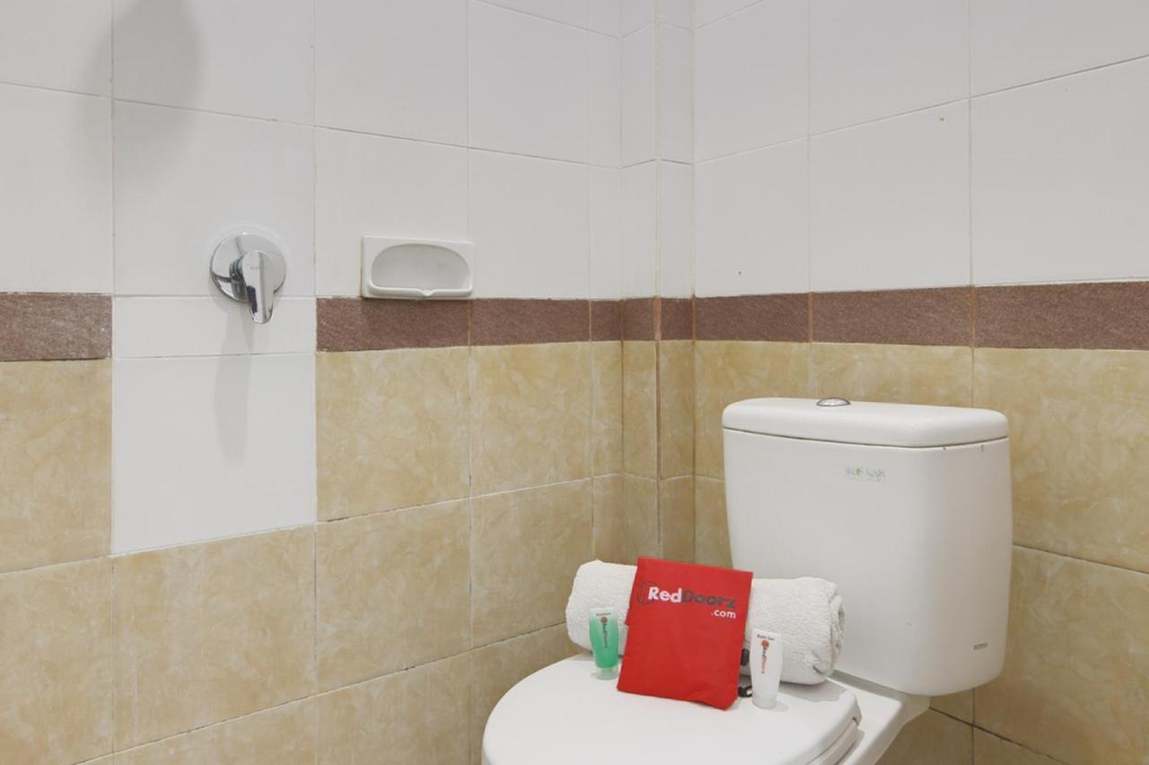 Reddoorz Near Stadion Kompyang Sujana Bali Ντενπασάρ Εξωτερικό φωτογραφία